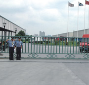 廣州保安遇到緊急事件，臨危不亂!